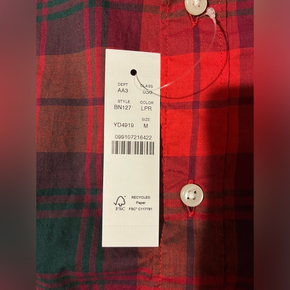 J. Crew LS Shirt - Men’s Medium - Red and dark green plaid - lightweight - NWT - Picture 4 of 5
